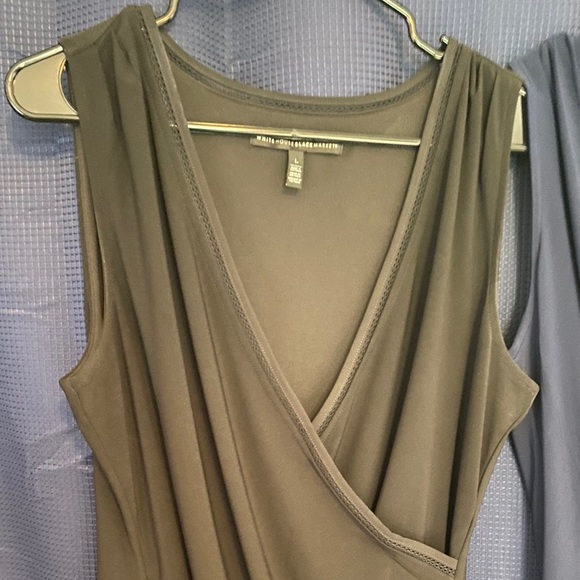 SET of White House Black Market Tanks - Picture 3 of 6